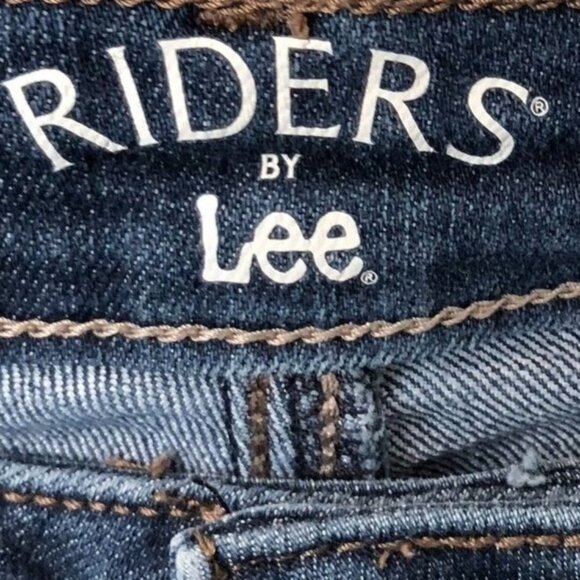 Riders By Lee Women's Capri Jeans 40x20 Measured Midrise Casual Relaxed - Picture 3 of 16